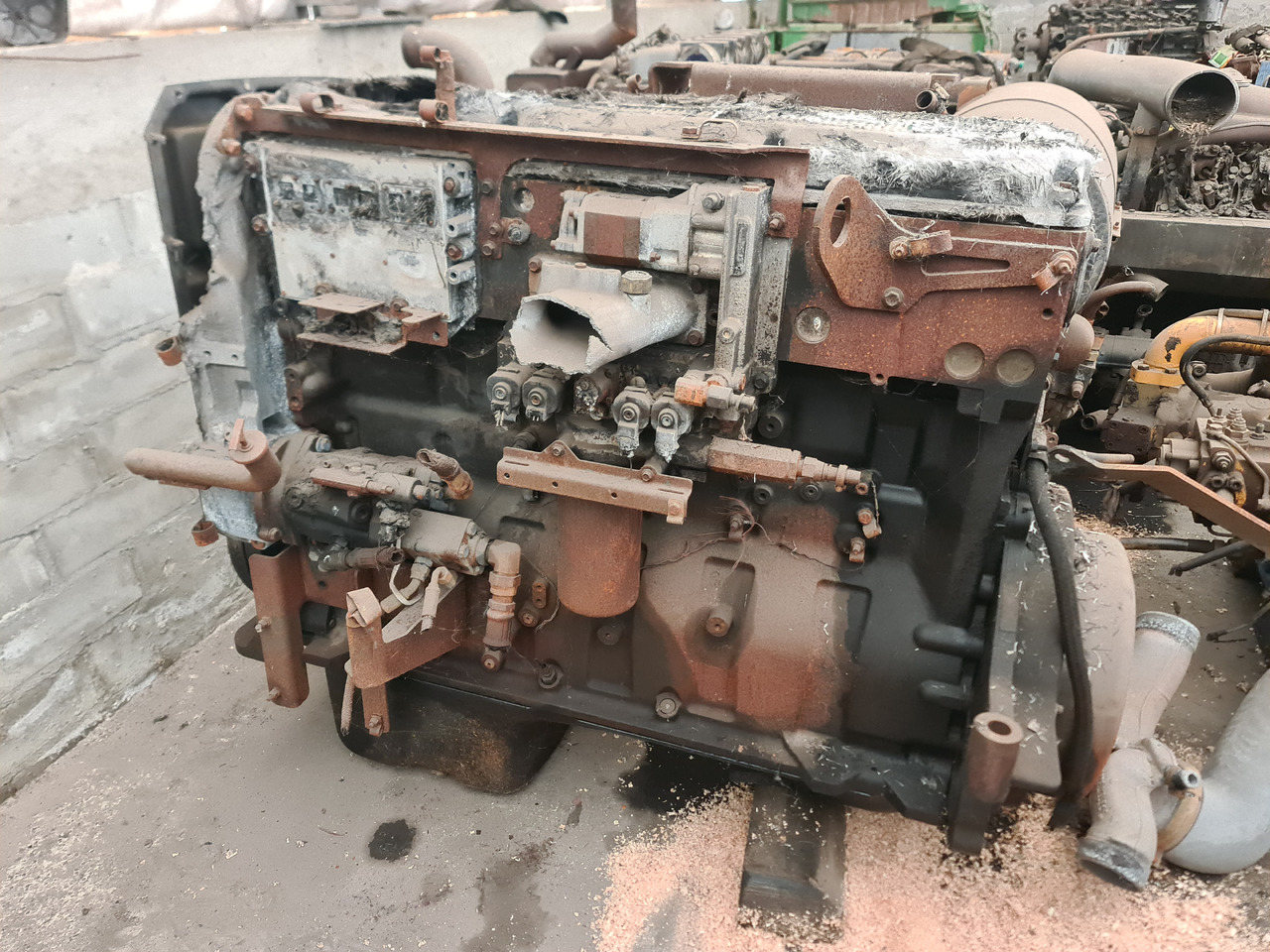 Cummins QSX15 Silnik Blok Miska Olejowa Wał Korbowy Koło Zamachowe Tłok Korbowód CZĘŚCI - Vilebrequin pour Machine agricole: photos 1 Cummins QSX15 Silnik Blok Miska Olejowa Wał Korbowy Koło Zamachowe Tłok Korbowód CZĘŚCI - Vilebrequin pour Machine agricole: photos 1