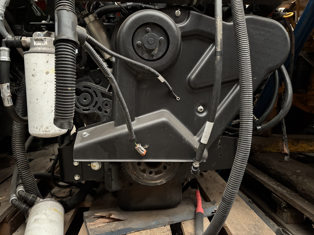 DEUTZ 3.6 75 KM (55.4 kW) Silnik CZĘŚCI Manitou MT1033TCD3.6L04 MT 1033 TCD 3.6 L04 C4DI90 - Moteur et pièces pour Engins de chantier: photos 5 DEUTZ 3.6 75 KM (55.4 kW) Silnik CZĘŚCI Manitou MT1033TCD3.6L04 MT 1033 TCD 3.6 L04 C4DI90 - Moteur et pièces pour Engins de chantier: photos 5