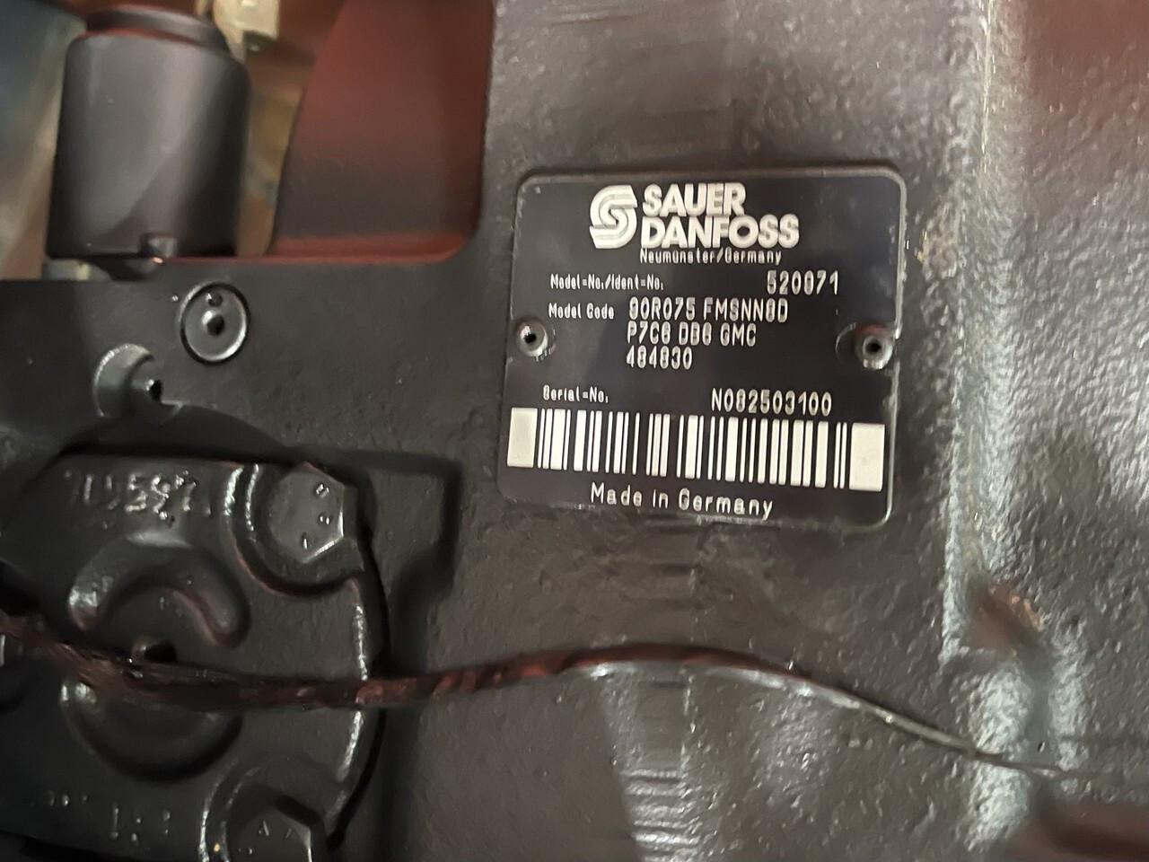 Danfos-pompa jazdy-hydrostat/pompa jazdy Merlo 40.7 - Pompe hydraulique pour Chariot télescopique: photos 2 Danfos-pompa jazdy-hydrostat/pompa jazdy Merlo 40.7 - Pompe hydraulique pour Chariot télescopique: photos 2