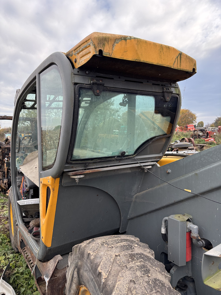 Dieci 185 - Ładowarka Teleskopowa - Kabina Szyba Dach - Fenêtre et pièces pour Chariot télescopique: photos 2 Dieci 185 - Ładowarka Teleskopowa - Kabina Szyba Dach - Fenêtre et pièces pour Chariot télescopique: photos 2