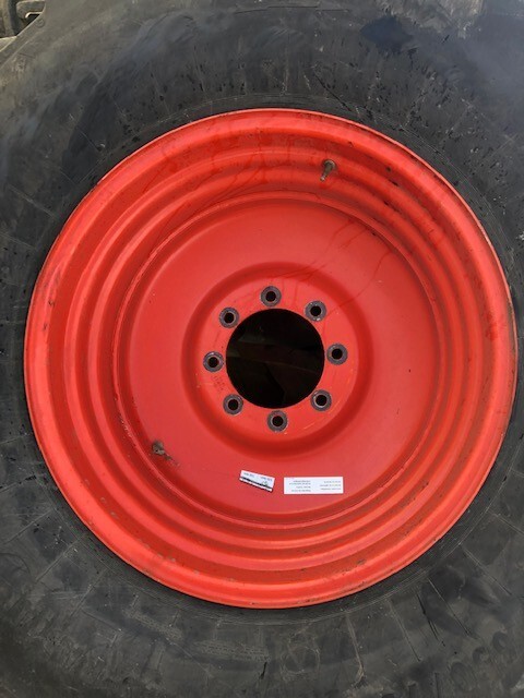 Felga DW20Ax32 , Felga 20x32 Claas Dominator Mega - Roue complète pour Machine agricole: photos 1 Felga DW20Ax32 , Felga 20x32 Claas Dominator Mega - Roue complète pour Machine agricole: photos 1