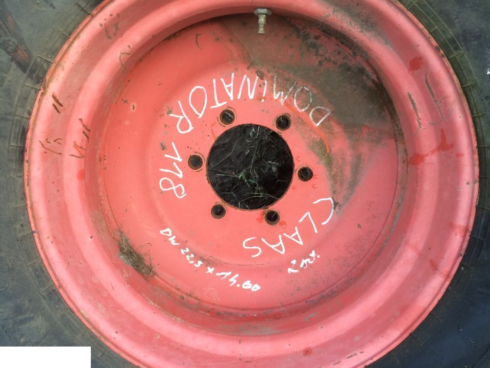 Felga DW22.5x14.00 koła szerokie claas dominator 500/80-22.5 - Roue complète pour Machine agricole: photos 2 Felga DW22.5x14.00 koła szerokie claas dominator 500/80-22.5 - Roue complète pour Machine agricole: photos 2