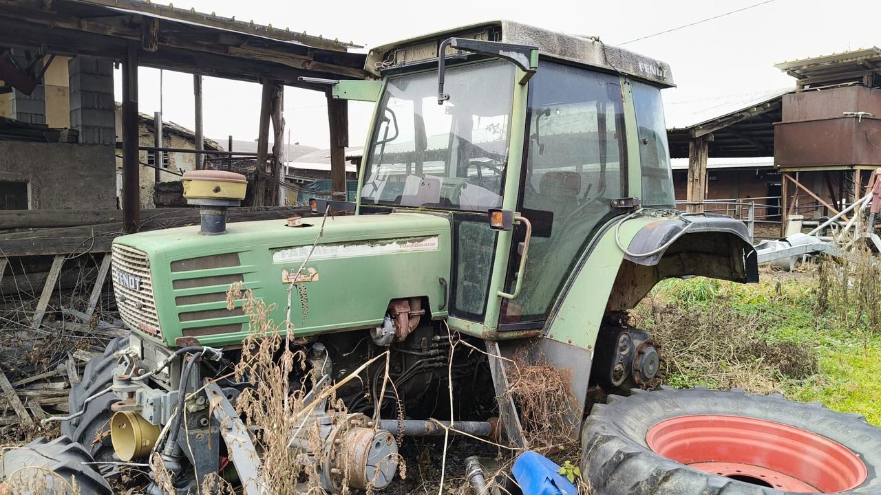 Fendt 309 - na części - ramiona mocowania lusterek - Rétroviseur pour Tracteur agricole: photos 1 Fendt 309 - na części - ramiona mocowania lusterek - Rétroviseur pour Tracteur agricole: photos 1