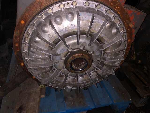 Fendt 312 LSA Turbo Sprzęgło - Embrayage et pièces pour Machine agricole: photos 2 Fendt 312 LSA Turbo Sprzęgło - Embrayage et pièces pour Machine agricole: photos 2