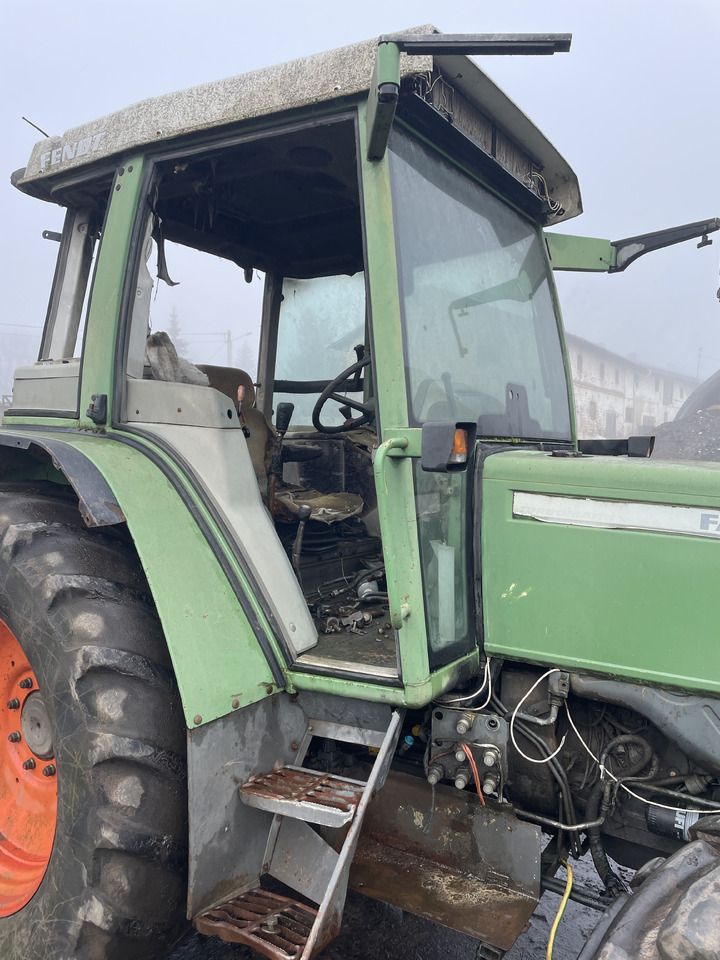 Fendt Farmer 309 - oś przednia - części - Essieu avant pour Tracteur agricole: photos 1 Fendt Farmer 309 - oś przednia - części - Essieu avant pour Tracteur agricole: photos 1