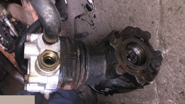 JCB Fastrack Kompresor Spręźarka - Compresseur pour Machine agricole: photos 4 JCB Fastrack Kompresor Spręźarka - Compresseur pour Machine agricole: photos 4