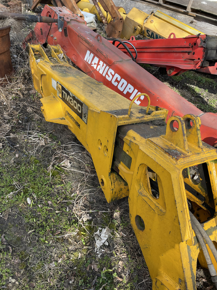 JCB TM300 TM310 - maszt teleskop - Flèche pour Engins de chantier: photos 4 JCB TM300 TM310 - maszt teleskop - Flèche pour Engins de chantier: photos 4