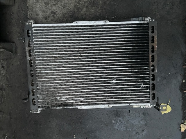 Jcb 531-70 , Jcb 541-70 tier 4 chłodnica oleju - Radiateur d'huile pour Chariot télescopique: photos 4 Jcb 531-70 , Jcb 541-70 tier 4 chłodnica oleju - Radiateur d'huile pour Chariot télescopique: photos 4