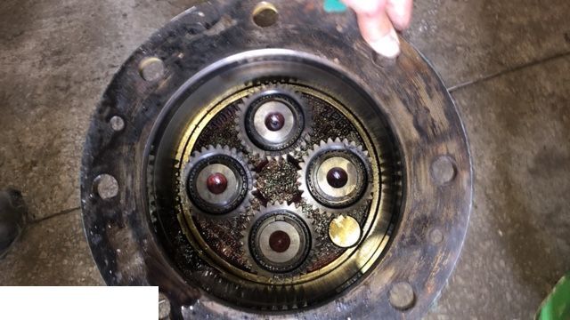 John Deere 3200 - Piasta - Moyeu pour Machine agricole: photos 2 John Deere 3200 - Piasta - Moyeu pour Machine agricole: photos 2