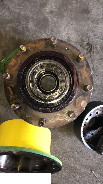 John Deere 3200 - Piasta - Moyeu pour Machine agricole: photos 4 John Deere 3200 - Piasta - Moyeu pour Machine agricole: photos 4