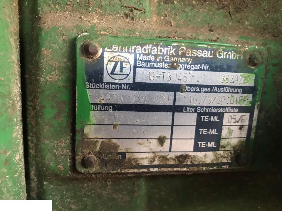 John Deere 3400 - CZĘŚCI - Most Tylny - Essieu arrière pour Machine agricole: photos 5 John Deere 3400 - CZĘŚCI - Most Tylny - Essieu arrière pour Machine agricole: photos 5