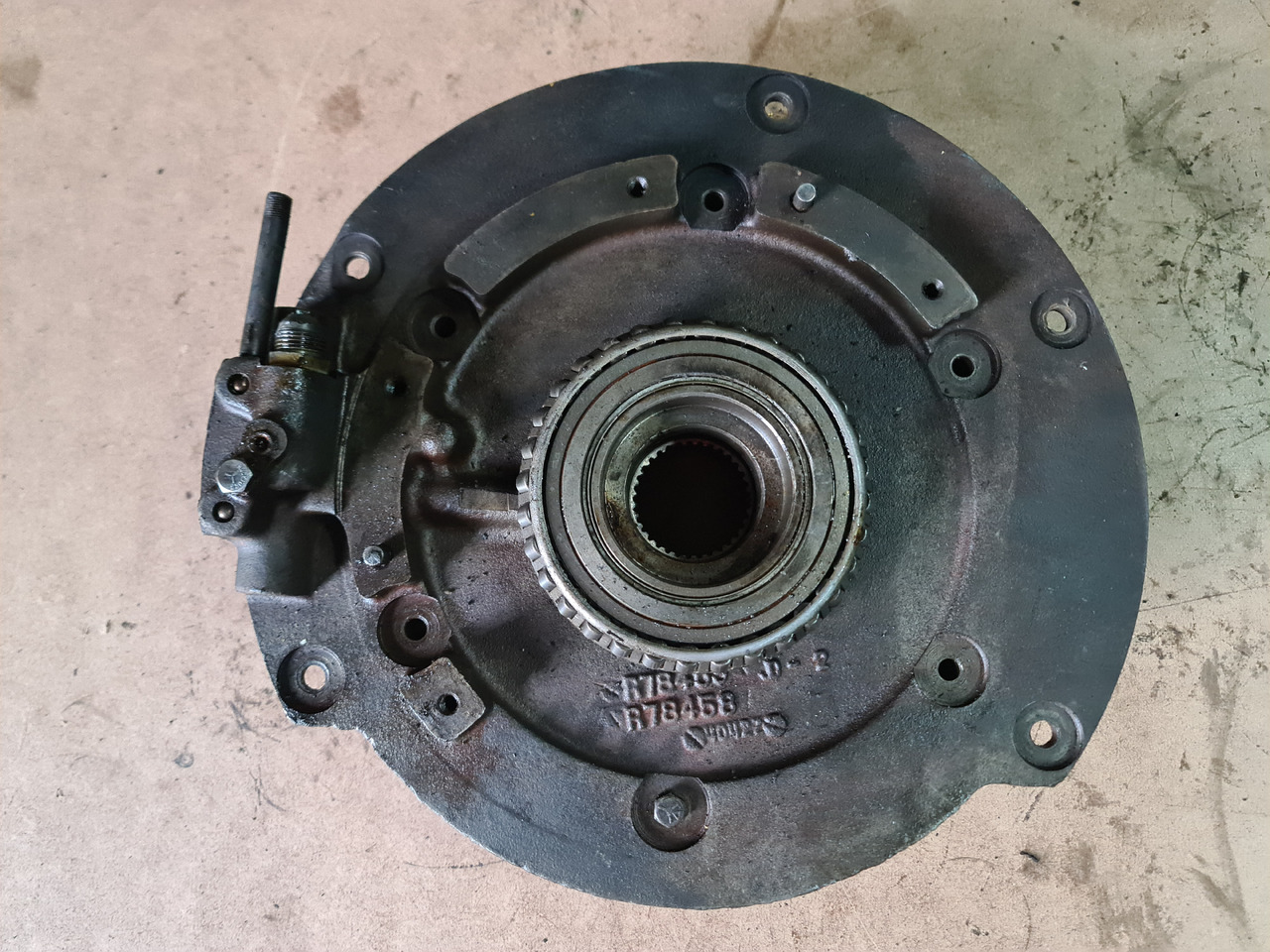 John Deere 4055, 4255, 4455 Sprzęgło kompletne RE13237 R94370 RE25562 R85784 R71795 R91366 - Embrayage et pièces pour Machine agricole: photos 1 John Deere 4055, 4255, 4455 Sprzęgło kompletne RE13237 R94370 RE25562 R85784 R71795 R91366 - Embrayage et pièces pour Machine agricole: photos 1