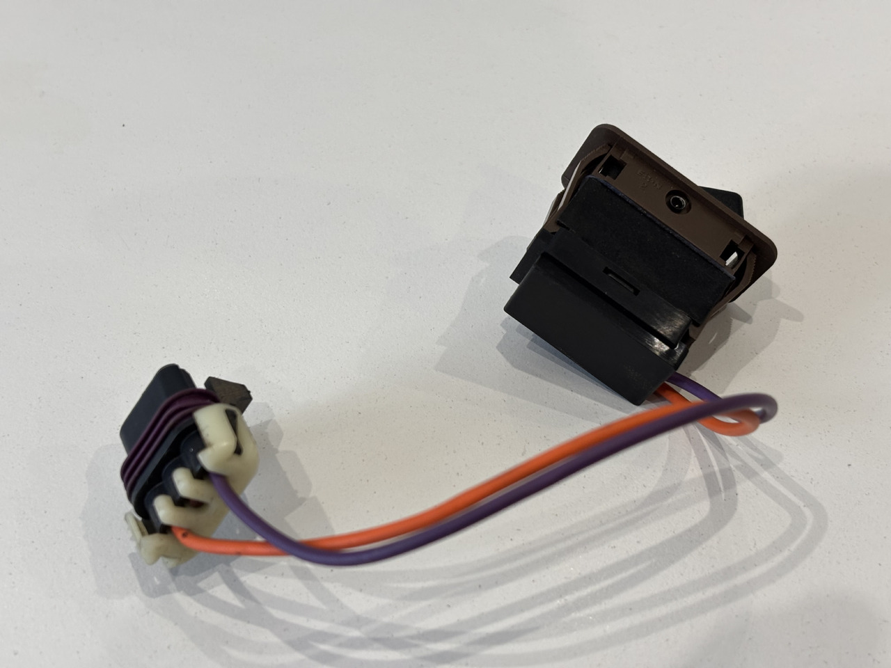 John Deere 6110 6210 Przełącznik Przycisk AL114044 - Système électrique pour Machine agricole: photos 2 John Deere 6110 6210 Przełącznik Przycisk AL114044 - Système électrique pour Machine agricole: photos 2