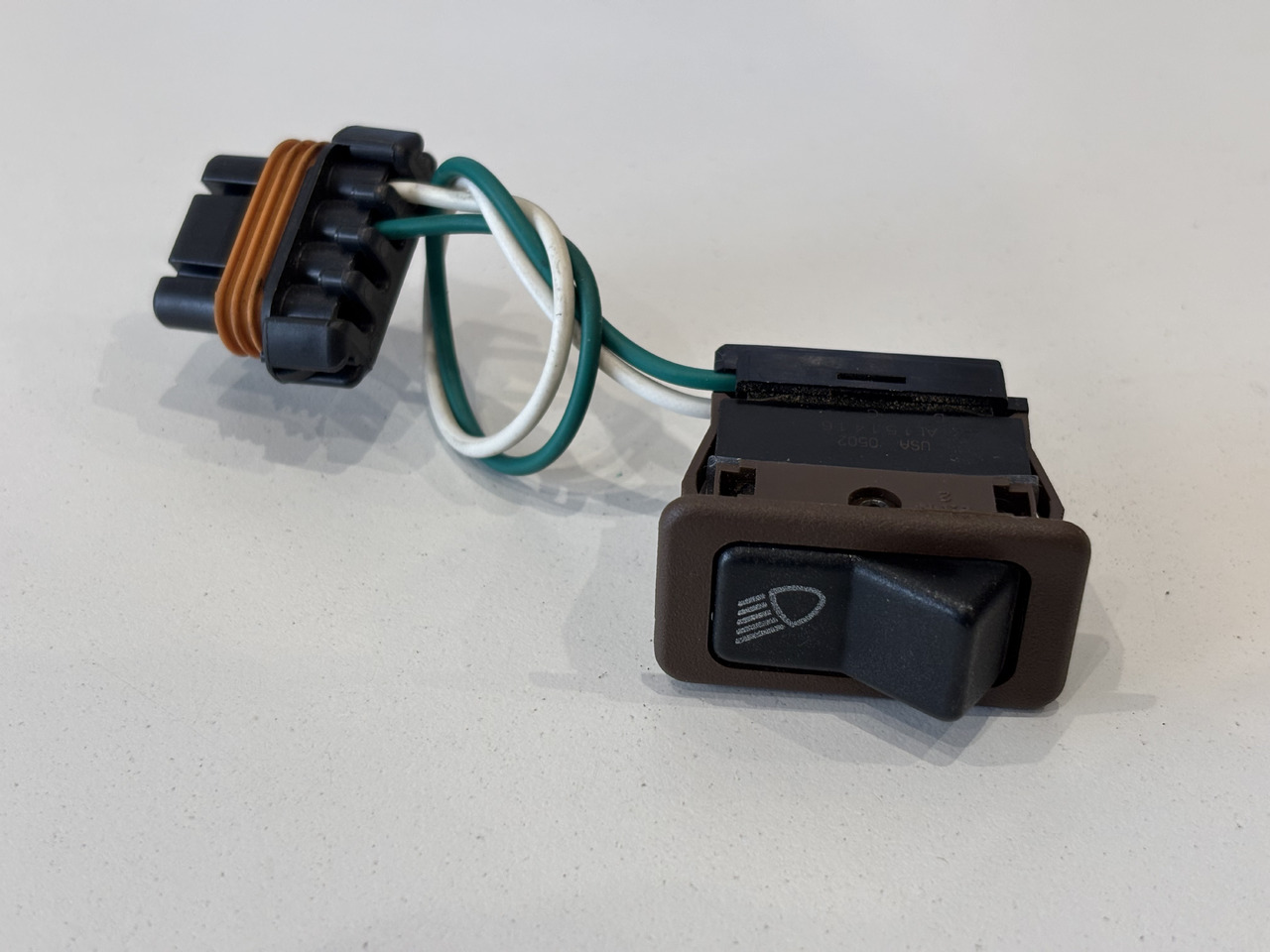 John Deere 6110 6210 Przełącznik Przycisk Włącznik AL151416 - Système électrique pour Machine agricole: photos 1 John Deere 6110 6210 Przełącznik Przycisk Włącznik AL151416 - Système électrique pour Machine agricole: photos 1