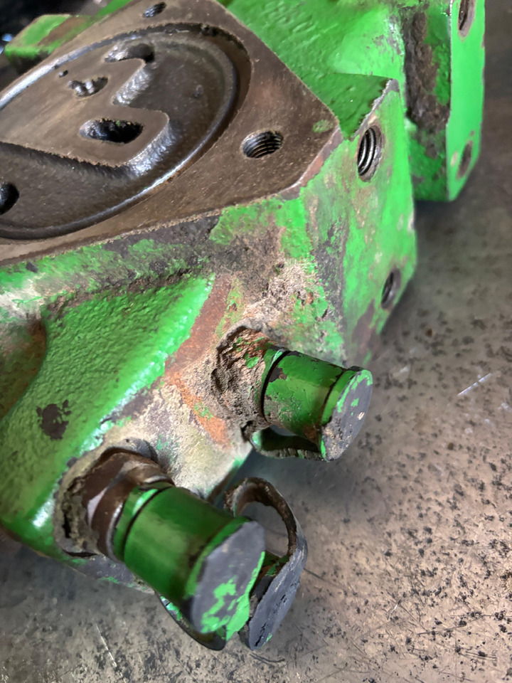 John Deere 6820 6920 Sekcja Rozdzielacza Zawór Priorytetowy AL153388 HUSCO 8505-C - Valve hydraulique pour Machine agricole: photos 4 John Deere 6820 6920 Sekcja Rozdzielacza Zawór Priorytetowy AL153388 HUSCO 8505-C - Valve hydraulique pour Machine agricole: photos 4