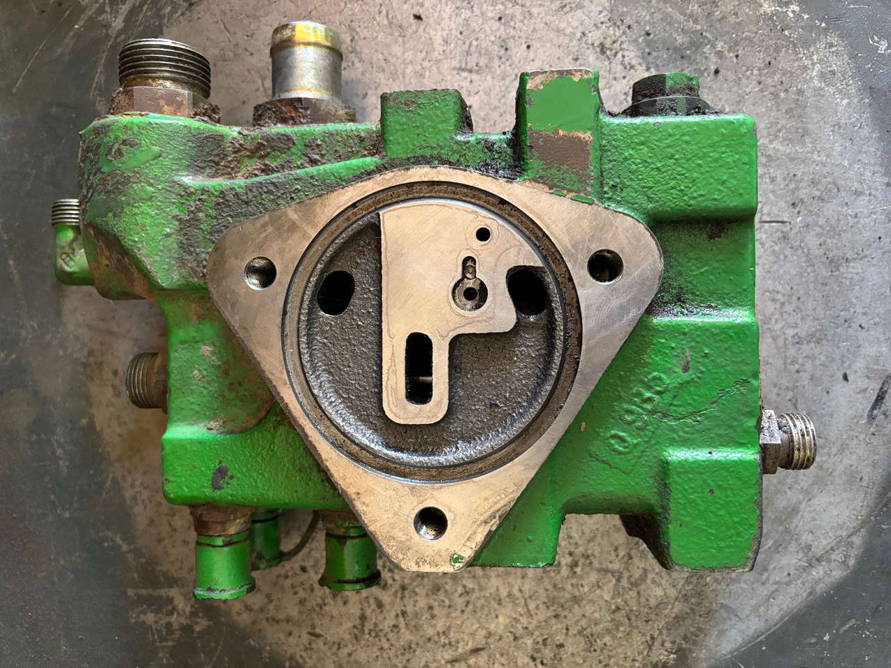 John Deere 6820 6920 Sekcja Rozdzielacza Zawór Priorytetowy AL153388 HUSCO 8505-C - Valve hydraulique pour Machine agricole: photos 3 John Deere 6820 6920 Sekcja Rozdzielacza Zawór Priorytetowy AL153388 HUSCO 8505-C - Valve hydraulique pour Machine agricole: photos 3