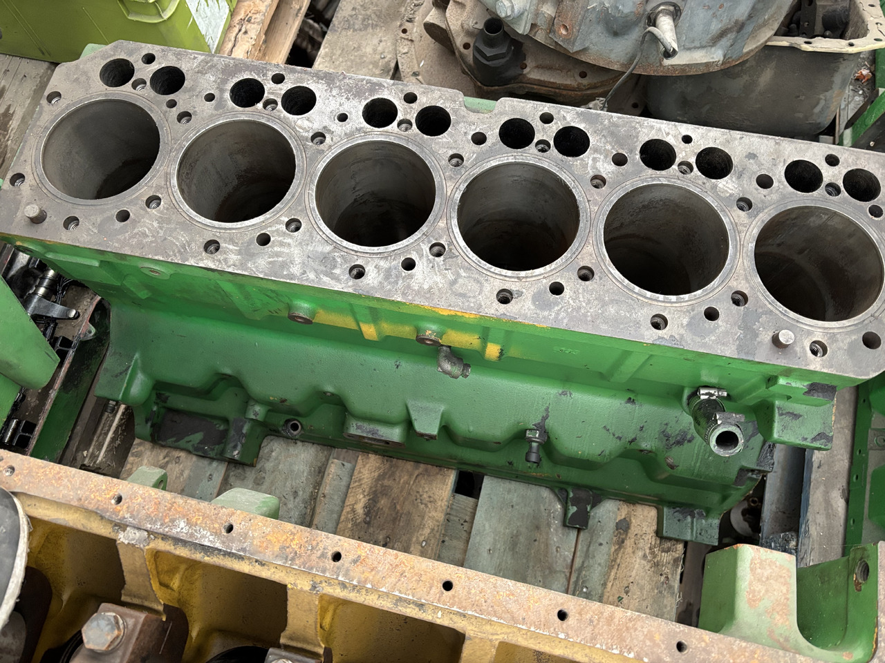 John Deere 6920S 6068HL474 6068 HL 474 Blok Silnika - Bloc-cylindres pour Machine agricole: photos 1 John Deere 6920S 6068HL474 6068 HL 474 Blok Silnika - Bloc-cylindres pour Machine agricole: photos 1