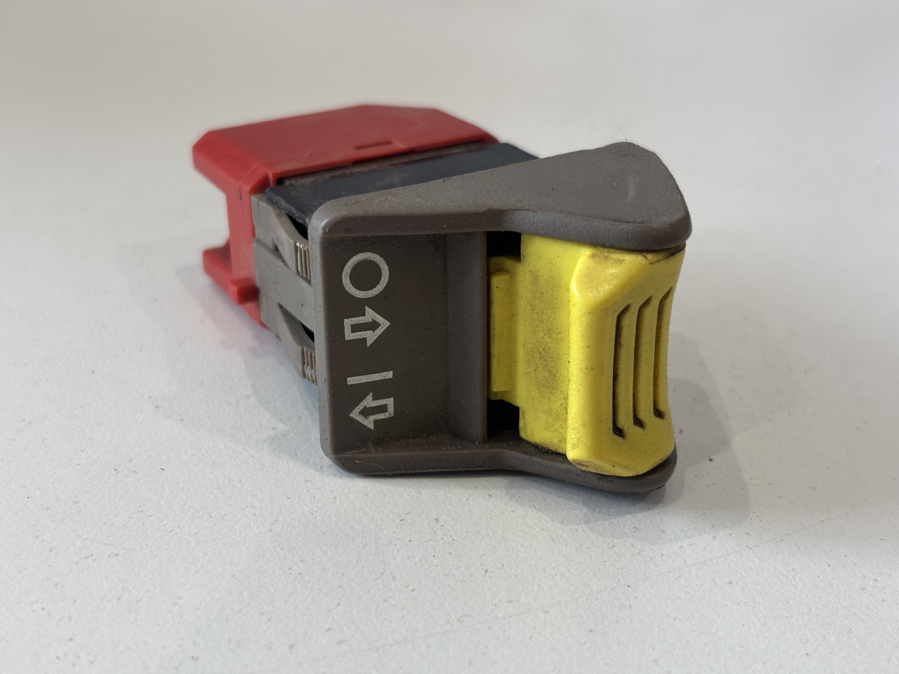 John Deere 6M 6R 6xxx Przełącznik Sterowania WOM AL218838 - Système électrique pour Machine agricole: photos 2 John Deere 6M 6R 6xxx Przełącznik Sterowania WOM AL218838 - Système électrique pour Machine agricole: photos 2