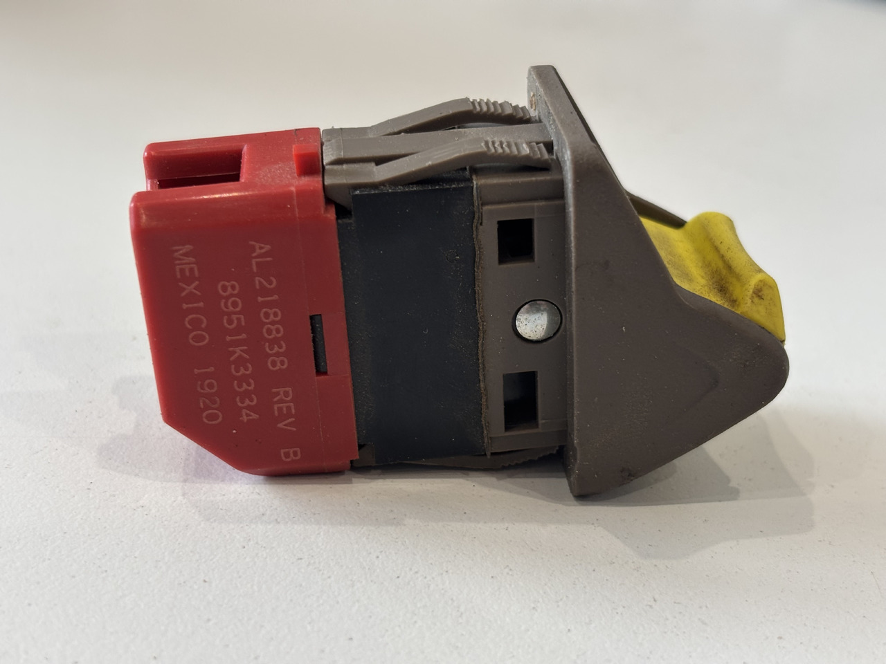 John Deere 6M 6R 6xxx Przełącznik Sterowania WOM AL218838 - Système électrique pour Machine agricole: photos 3 John Deere 6M 6R 6xxx Przełącznik Sterowania WOM AL218838 - Système électrique pour Machine agricole: photos 3