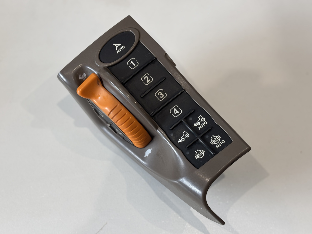 John Deere 6R 6xxx Sterownik Regulator Pokrętło Sterowania Prędkością Silnika AL223086 - Système électrique pour Machine agricole: photos 1 John Deere 6R 6xxx Sterownik Regulator Pokrętło Sterowania Prędkością Silnika AL223086 - Système électrique pour Machine agricole: photos 1