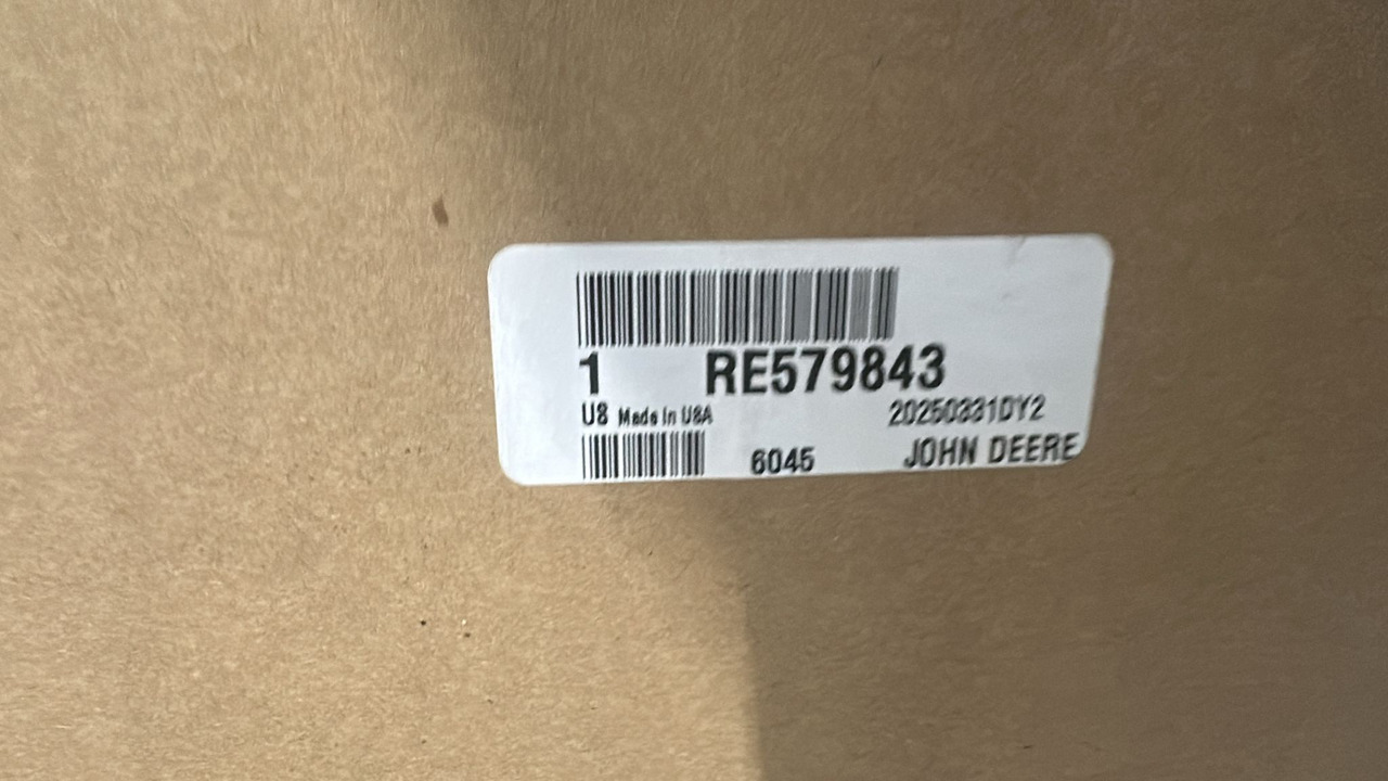 John Deere 7R 7210R 7270R 7230R 7250R 7310R Zbiornik chłodnicy Zbiornik Płynu RE579843 NOWY - Vase d'expansion pour Machine agricole: photos 2 John Deere 7R 7210R 7270R 7230R 7250R 7310R Zbiornik chłodnicy Zbiornik Płynu RE579843 NOWY - Vase d'expansion pour Machine agricole: photos 2