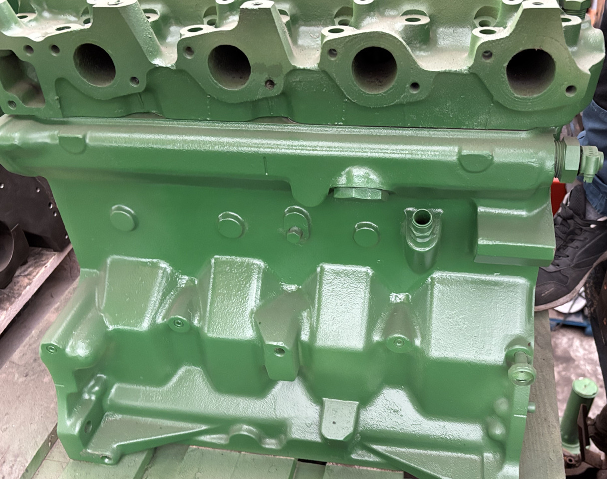 John Deere R121868 4039TL-006 4039TL 006 Blok Silnika R116569 R111949 Cylinder - Bloc-cylindres pour Machine agricole: photos 5 John Deere R121868 4039TL-006 4039TL 006 Blok Silnika R116569 R111949 Cylinder - Bloc-cylindres pour Machine agricole: photos 5