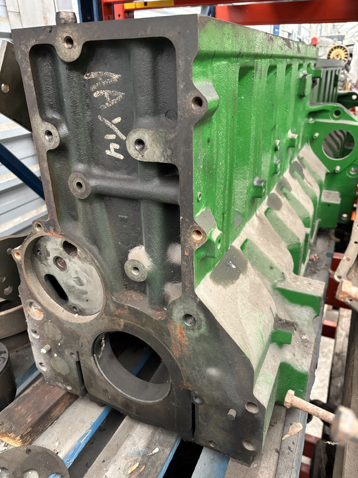 John Deere R522821 R522822 522823 Blok Silnika - Bloc-cylindres pour Machine agricole: photos 1 John Deere R522821 R522822 522823 Blok Silnika - Bloc-cylindres pour Machine agricole: photos 1