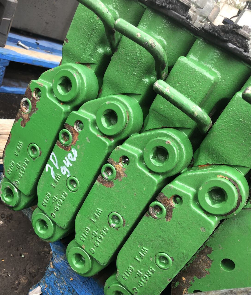 John Deere-rozdzielacz/John Deere 9420 - Valve hydraulique pour Machine agricole: photos 4 John Deere-rozdzielacz/John Deere 9420 - Valve hydraulique pour Machine agricole: photos 4
