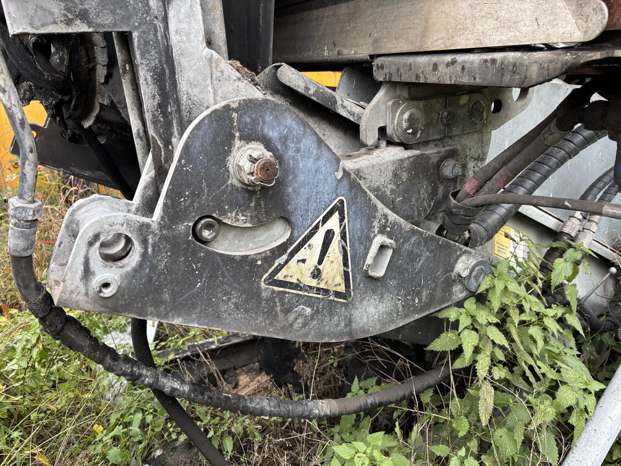 LINDNER Urraco 75 D U75D U-75-D Obudowa Niszczarki Rozdrabniaczy Bębnów Koryto Wanna - Concasseur: photos 4 LINDNER Urraco 75 D U75D U-75-D Obudowa Niszczarki Rozdrabniaczy Bębnów Koryto Wanna - Concasseur: photos 4