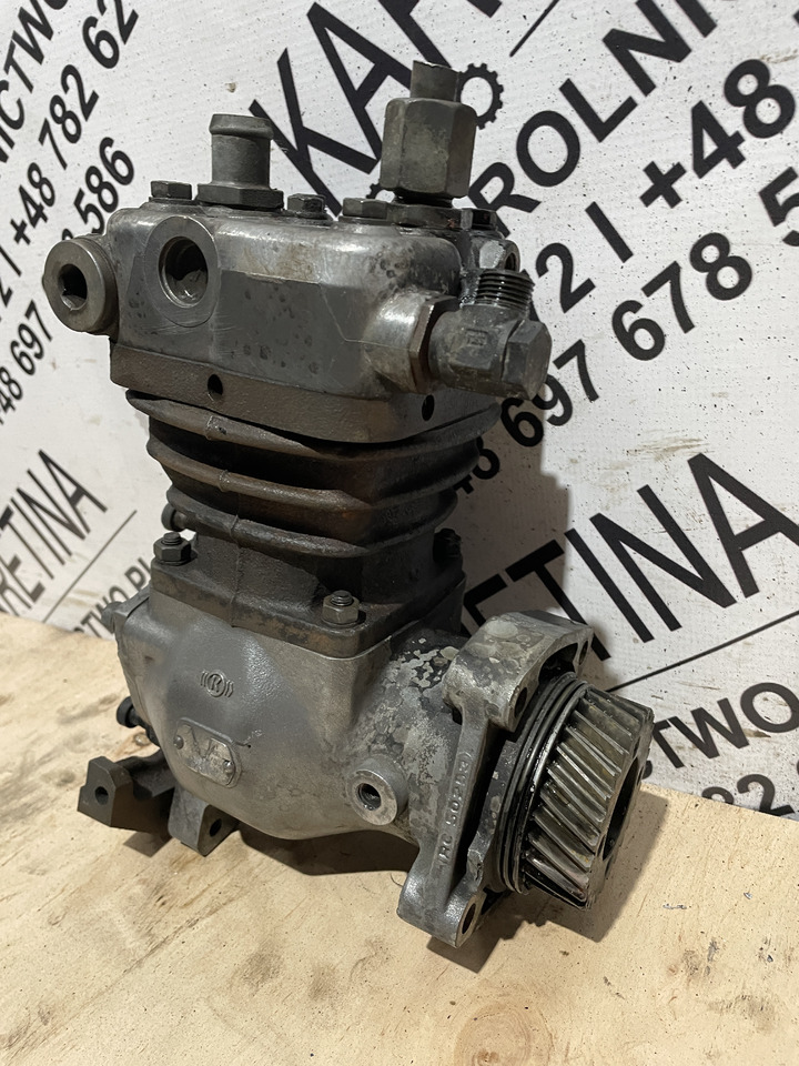 MAN Fendt - kompresor powietrza spręźarka Knorr LK3826 F926880010010 51.54101-9231 - Compresseur pour Machine agricole: photos 3 MAN Fendt - kompresor powietrza spręźarka Knorr LK3826 F926880010010 51.54101-9231 - Compresseur pour Machine agricole: photos 3