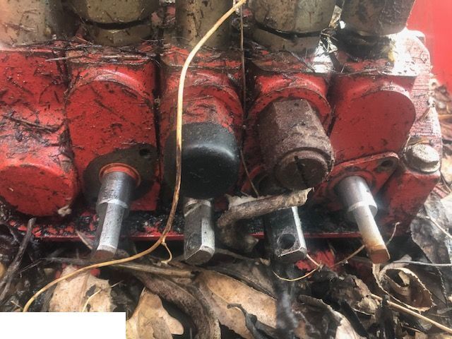 Manitou 628 - Siłownik Poziomowania - Vérin hydraulique pour Machine agricole: photos 5 Manitou 628 - Siłownik Poziomowania - Vérin hydraulique pour Machine agricole: photos 5