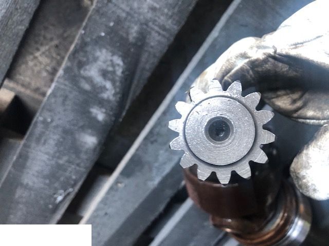 Massey Ferguson - Półoś - Demi arbre pour Machine agricole: photos 1 Massey Ferguson - Półoś - Demi arbre pour Machine agricole: photos 1