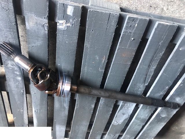 Massey Ferguson - Zwolnica - Moteur de translation pour Machine agricole: photos 1 Massey Ferguson - Zwolnica - Moteur de translation pour Machine agricole: photos 1