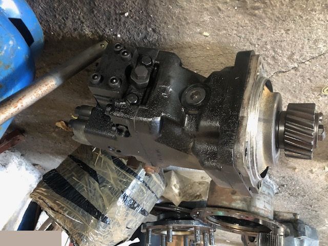 Merlo - Silnik Jazdy Hydromotor - Moteur hydraulique pour Machine agricole: photos 2 Merlo - Silnik Jazdy Hydromotor - Moteur hydraulique pour Machine agricole: photos 2