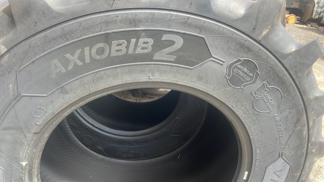 Opona Michelin 600/70r30 , 168D/165E TL Axiobib 2 - Pneu pour Machine agricole: photos 4 Opona Michelin 600/70r30 , 168D/165E TL Axiobib 2 - Pneu pour Machine agricole: photos 4