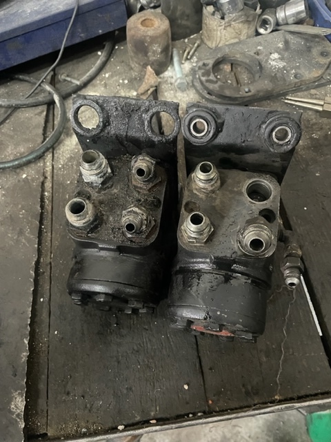 Orbitrol Massey Ferguson - Commande de gouvernail pour Camion: photos 1 Orbitrol Massey Ferguson - Commande de gouvernail pour Camion: photos 1