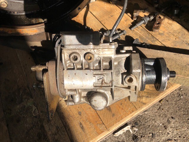 Pompa BOSCH: 0470004014 0986444516 PERKINS: 2644N204 - Pompe à carburant pour Machine agricole: photos 3 Pompa BOSCH: 0470004014 0986444516 PERKINS: 2644N204 - Pompe à carburant pour Machine agricole: photos 3