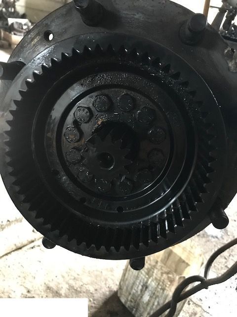 VALTRA 900 - Most Przedni - Essieu avant pour Machine agricole: photos 4 VALTRA 900 - Most Przedni - Essieu avant pour Machine agricole: photos 4