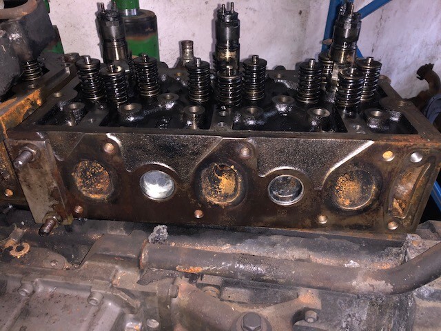 Valtra s232 s274- s394 głowica silnika Massey Ferguson 8650-8690 Sisu 84 - Culasse pour Machine agricole: photos 4 Valtra s232 s274- s394 głowica silnika Massey Ferguson 8650-8690 Sisu 84 - Culasse pour Machine agricole: photos 4