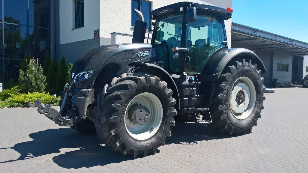 Valtra s374 - Rozdzielacz - Valve hydraulique pour Machine agricole: photos 1 Valtra s374 - Rozdzielacz - Valve hydraulique pour Machine agricole: photos 1