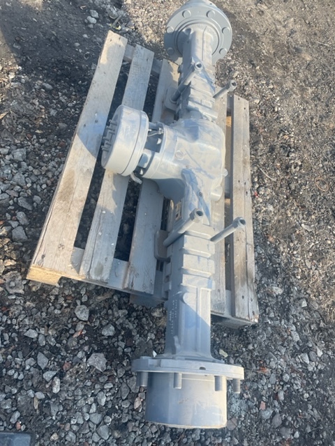 ZF APR-735 , zwolnica Piasta Półoś obudowa mostu - Essieu et pièces pour Machine agricole: photos 1 ZF APR-735 , zwolnica Piasta Półoś obudowa mostu - Essieu et pièces pour Machine agricole: photos 1