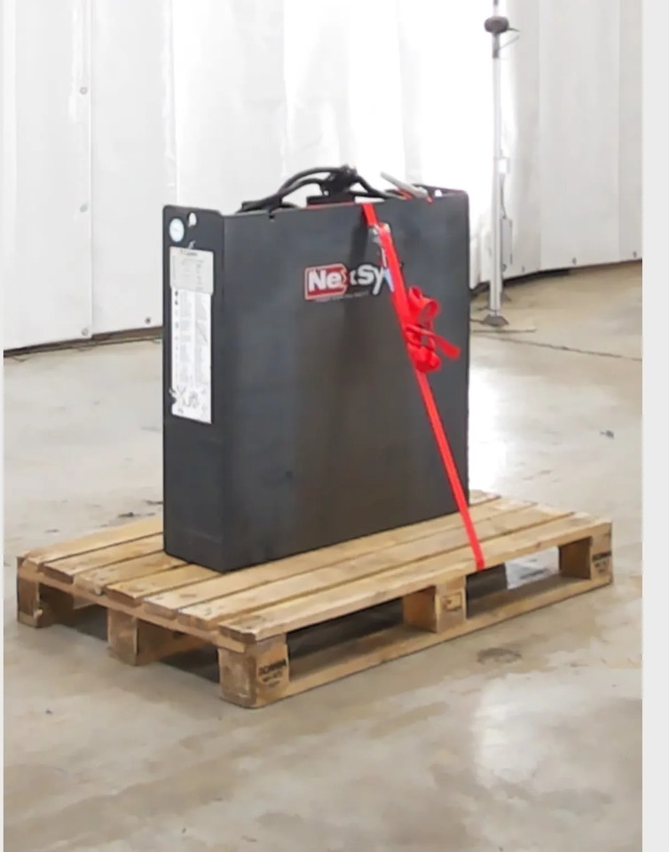 Battery 24V 24V 420Ah - Accumulateur pour Matériel de manutention: photos 1 Battery 24V 24V 420Ah - Accumulateur pour Matériel de manutention: photos 1