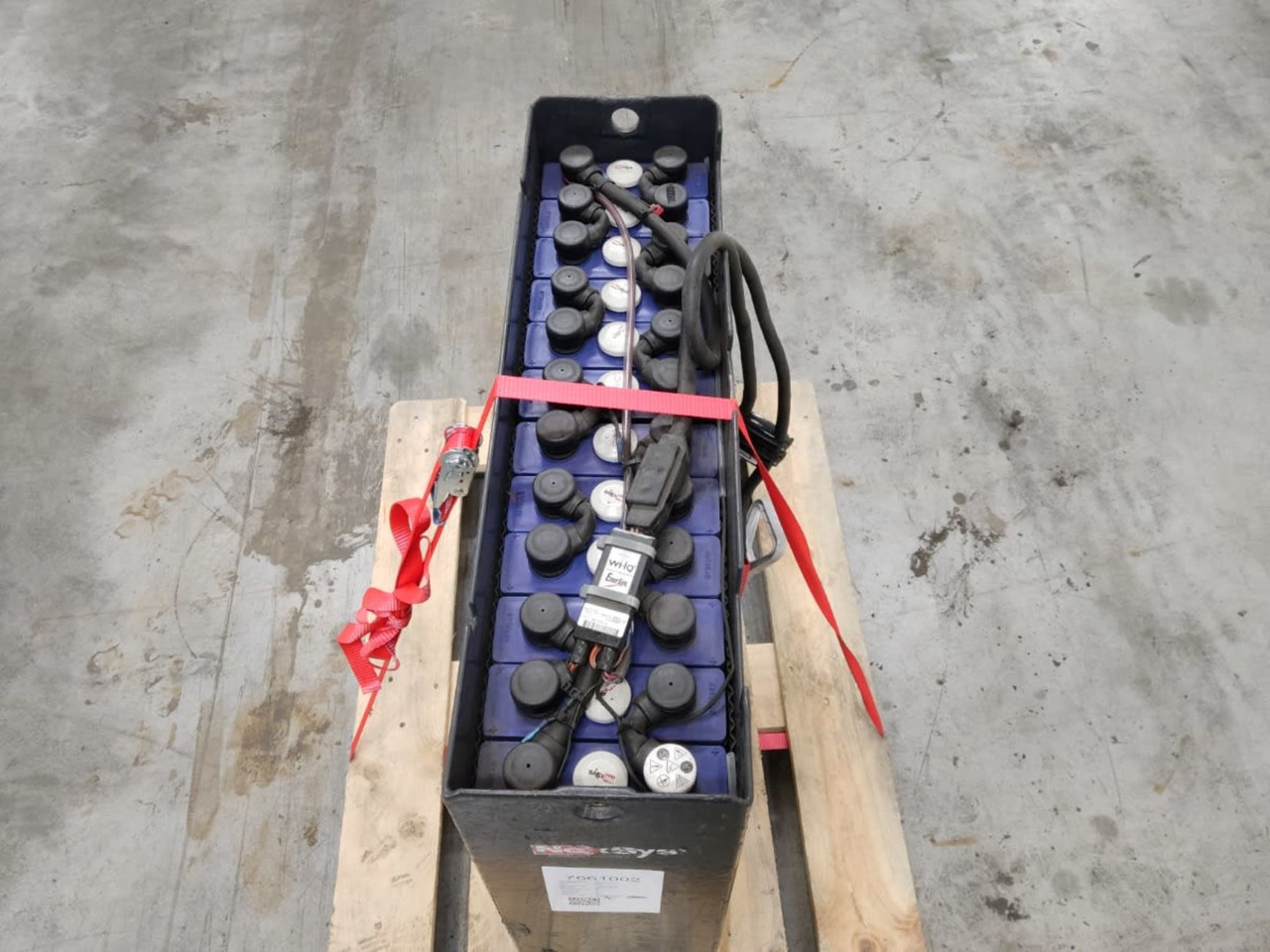 Battery 24V 24V 420Ah - Accumulateur pour Matériel de manutention: photos 4 Battery 24V 24V 420Ah - Accumulateur pour Matériel de manutention: photos 4