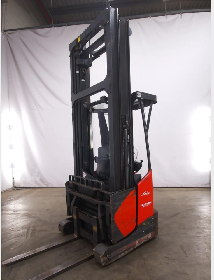 Linde R14X-03 - Chariot à mât rétractable: photos 1 Linde R14X-03 - Chariot à mât rétractable: photos 1