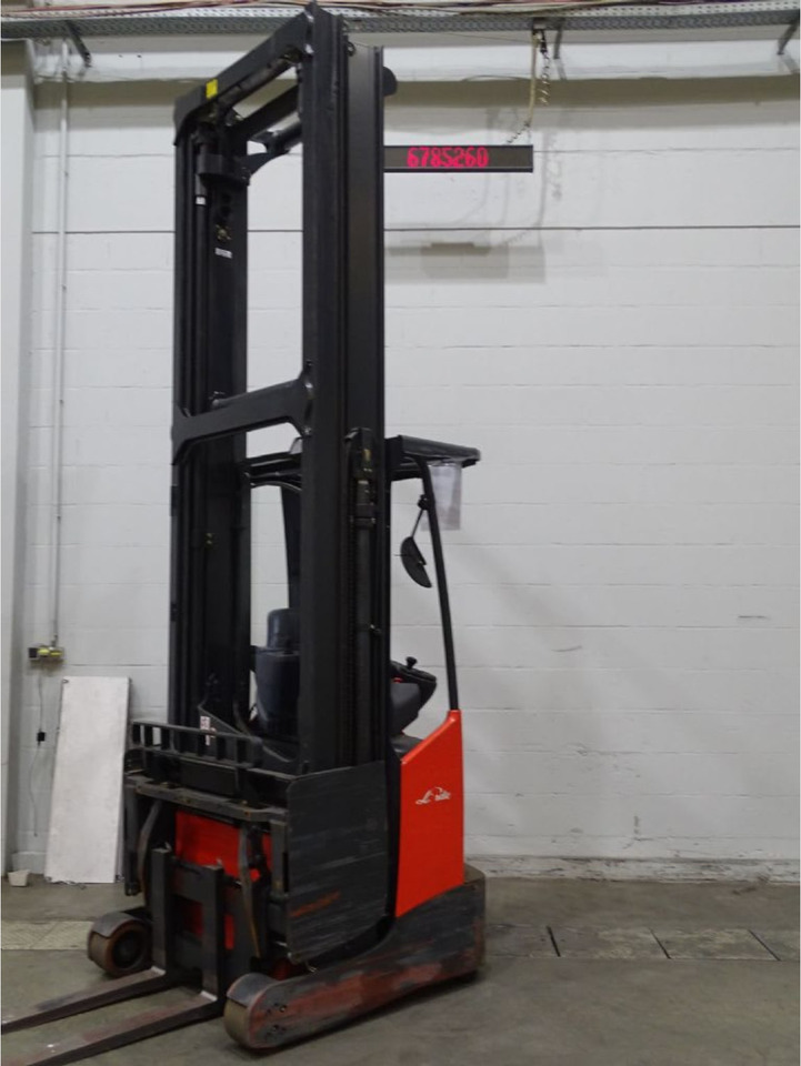 Linde R16X-03 - Chariot à mât rétractable: photos 1 Linde R16X-03 - Chariot à mât rétractable: photos 1