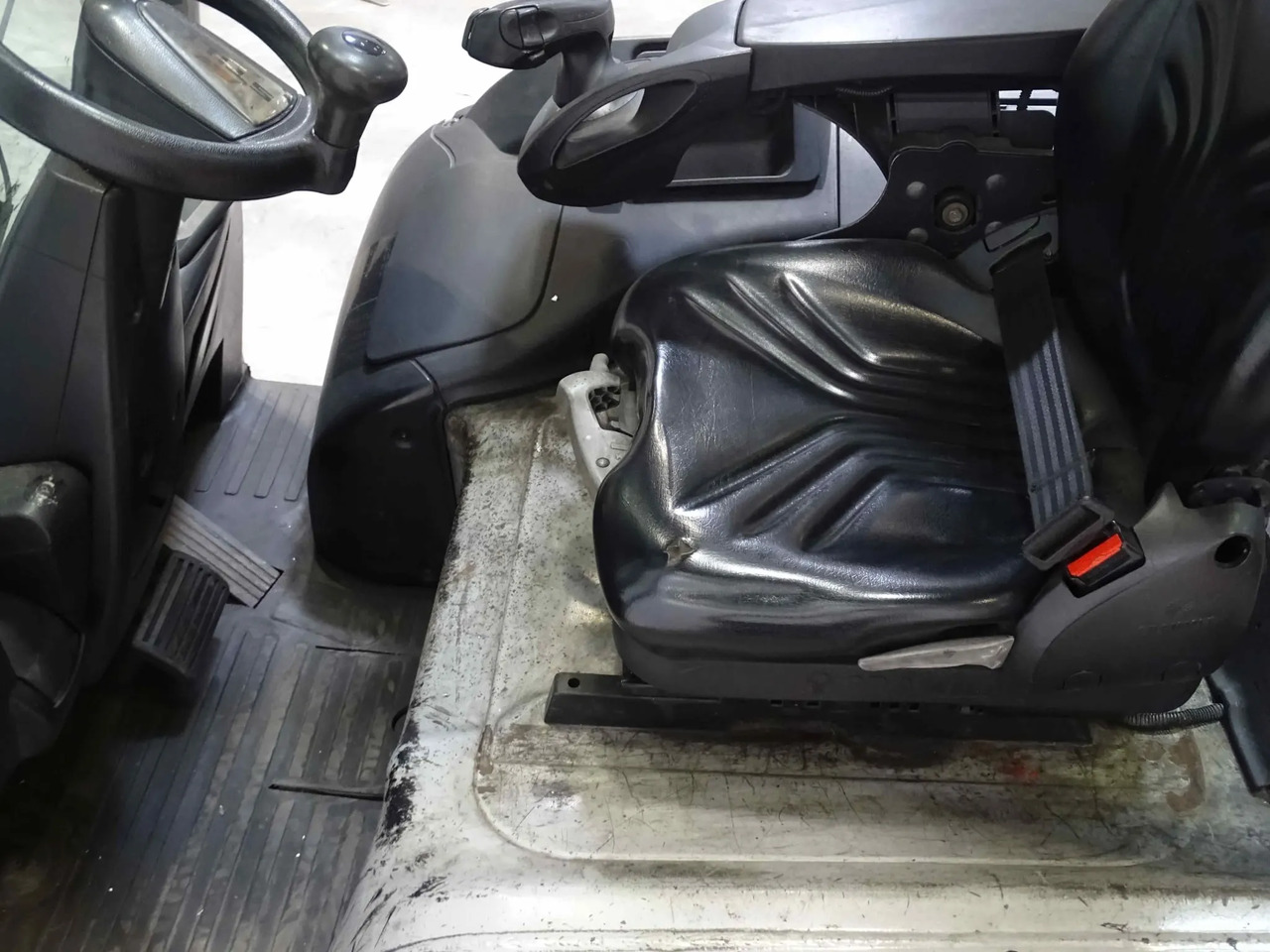 STILL RX60-20 - Chariot élévateur électrique: photos 4 STILL RX60-20 - Chariot élévateur électrique: photos 4