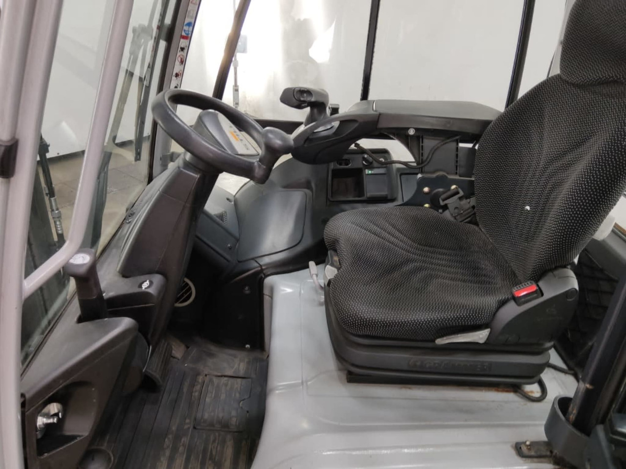 STILL RX60-20 - Chariot élévateur électrique: photos 4 STILL RX60-20 - Chariot élévateur électrique: photos 4