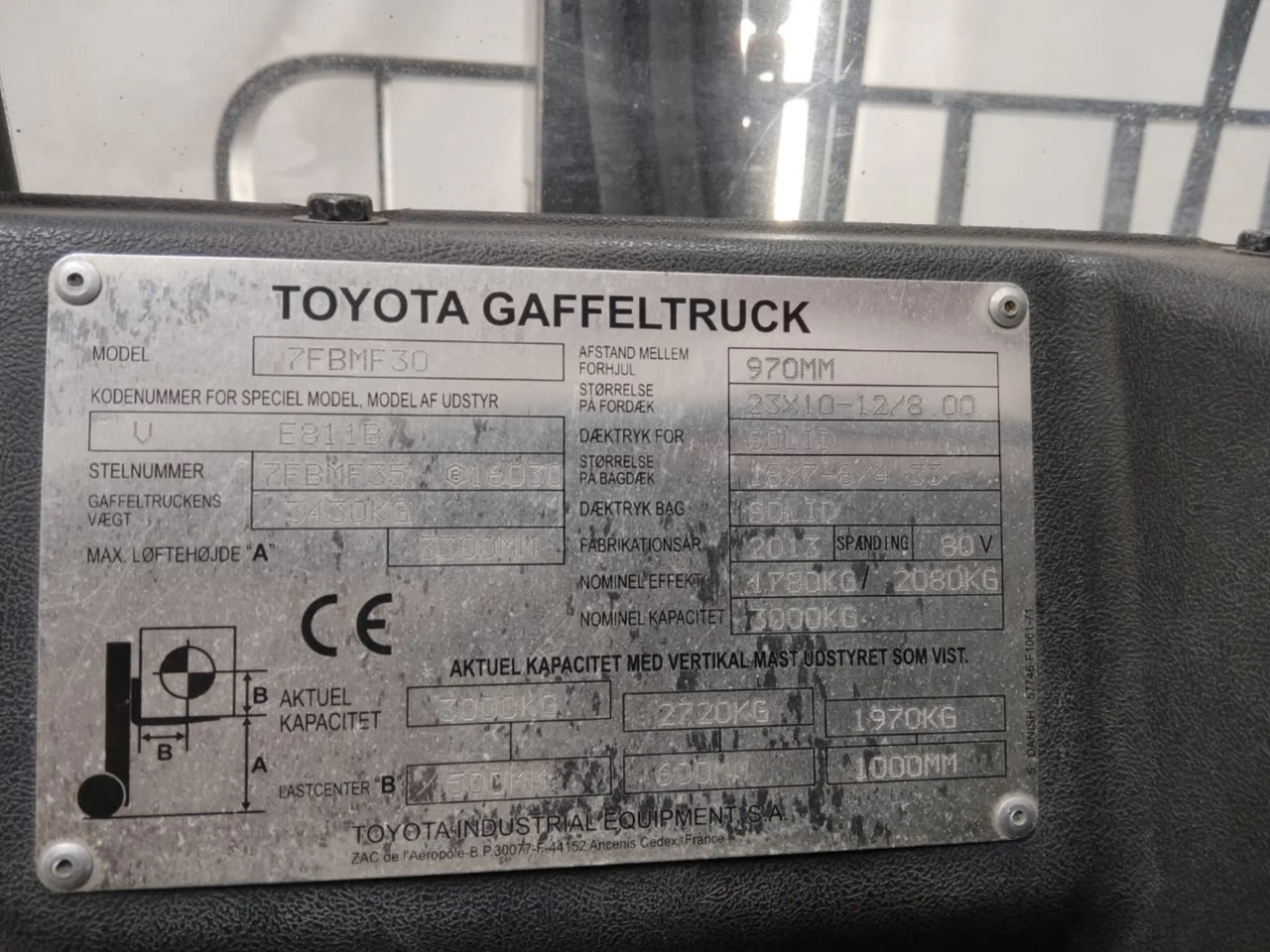 Toyota 7FBMF30 - Chariot élévateur électrique: photos 2 Toyota 7FBMF30 - Chariot élévateur électrique: photos 2