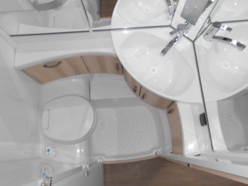 Caravane neuf Hobby De Luxe 515 UHL 2025 2000kg. AUTARK AMBIENTE: photos 27