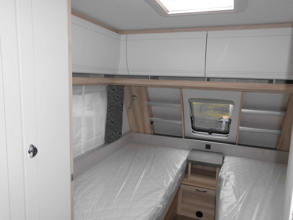 Caravane neuf Hobby De Luxe 515 UHL 2025 2000kg. AUTARK AMBIENTE: photos 24